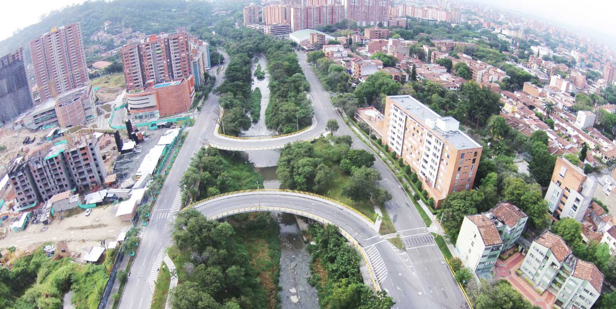 Puente atirantado carrera 34 - calle 16A, ciudad de Medellín.